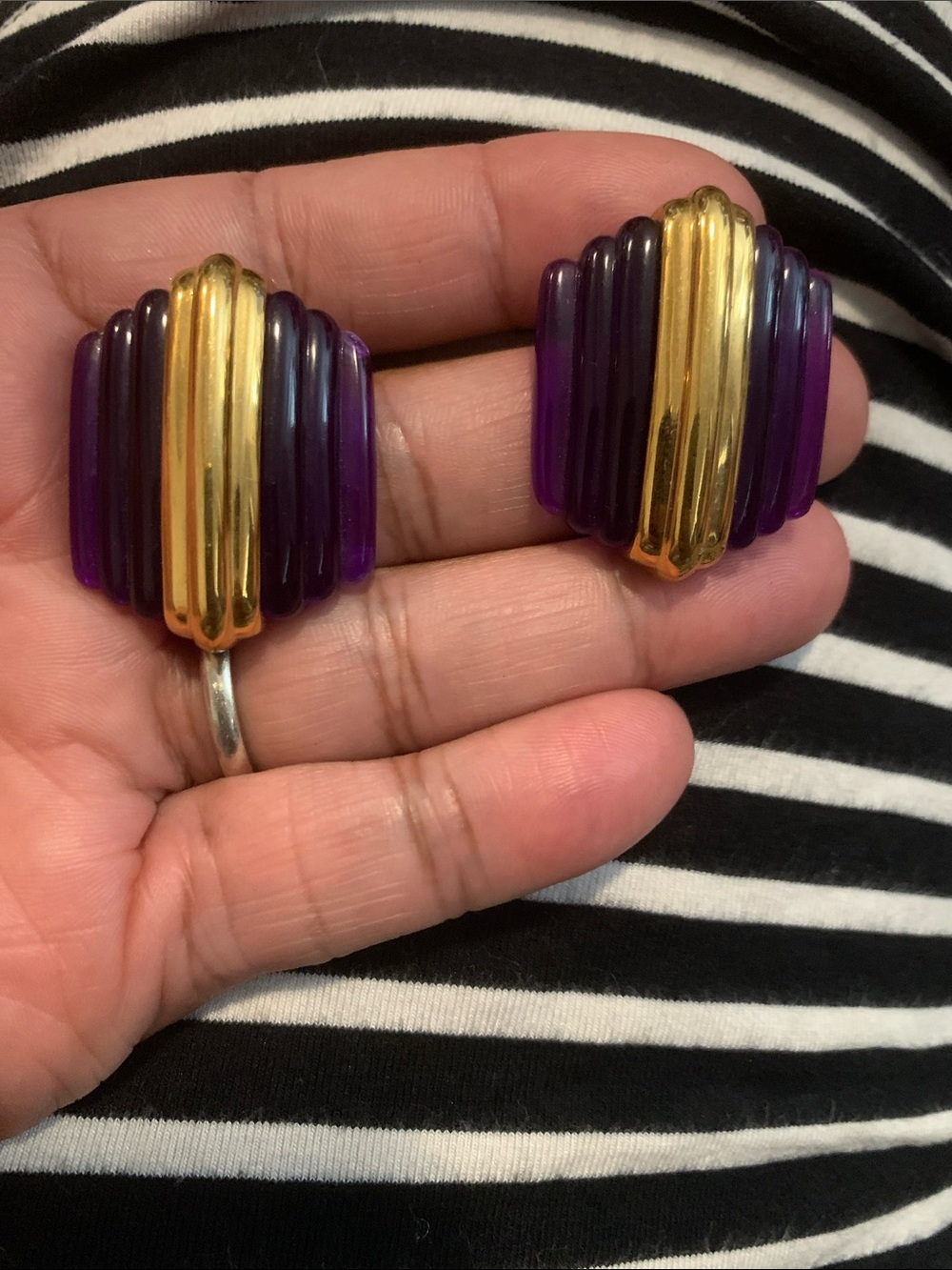 Vintage Rare Park Lane Purple Lucite Earrings